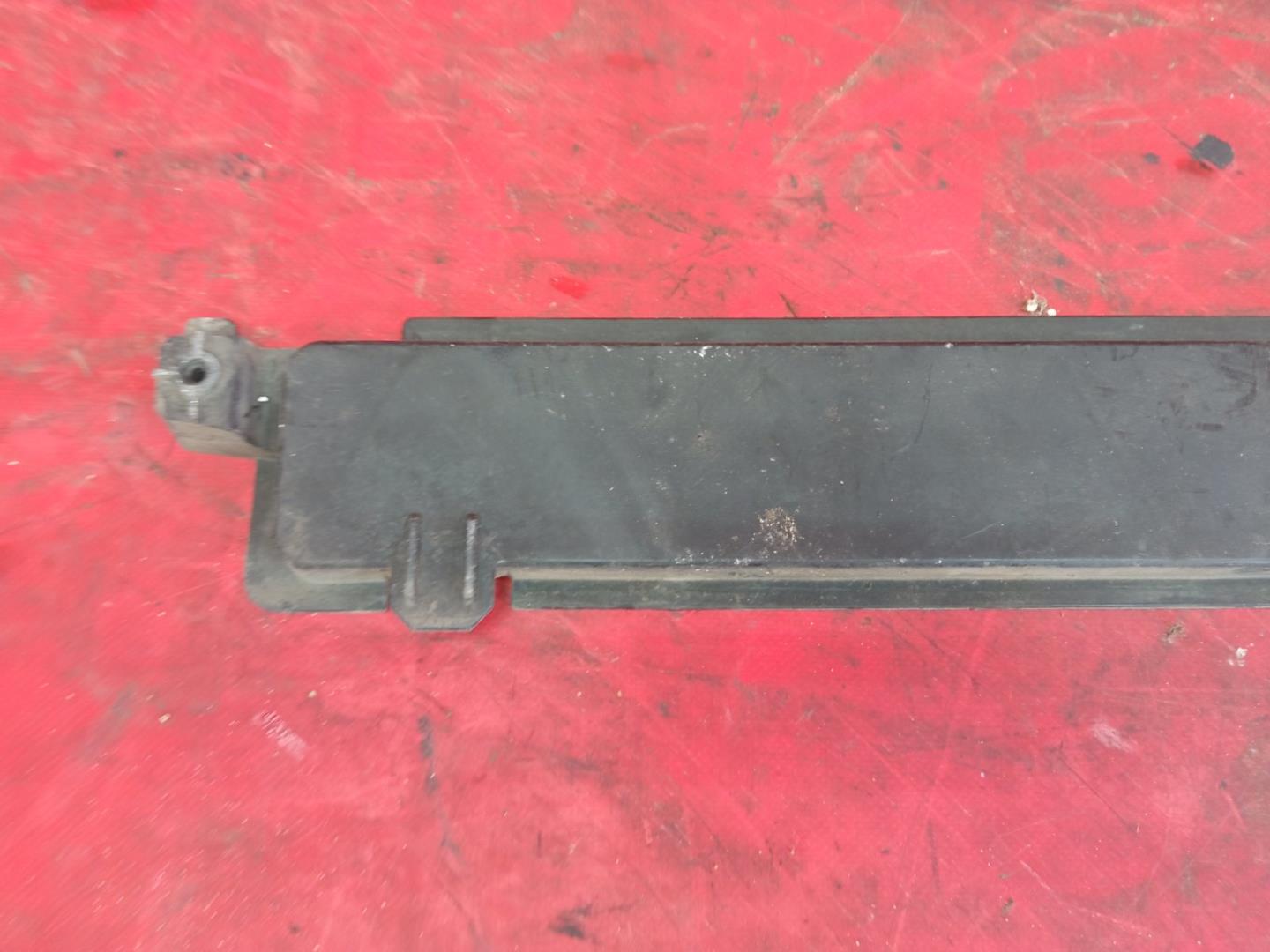 Кронштейн крепежный вспомогательный (разного назначения)