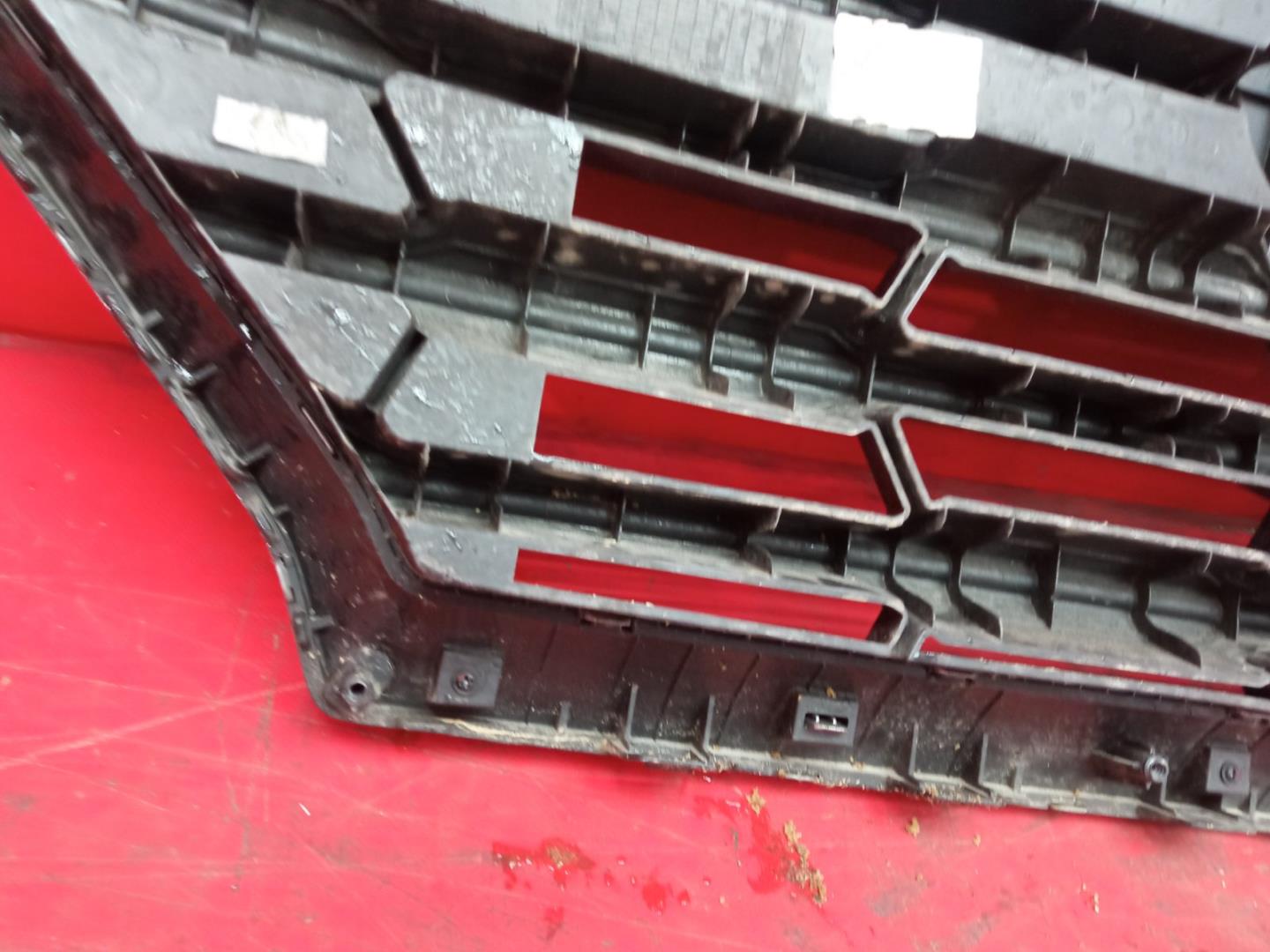 Решетка радиатора