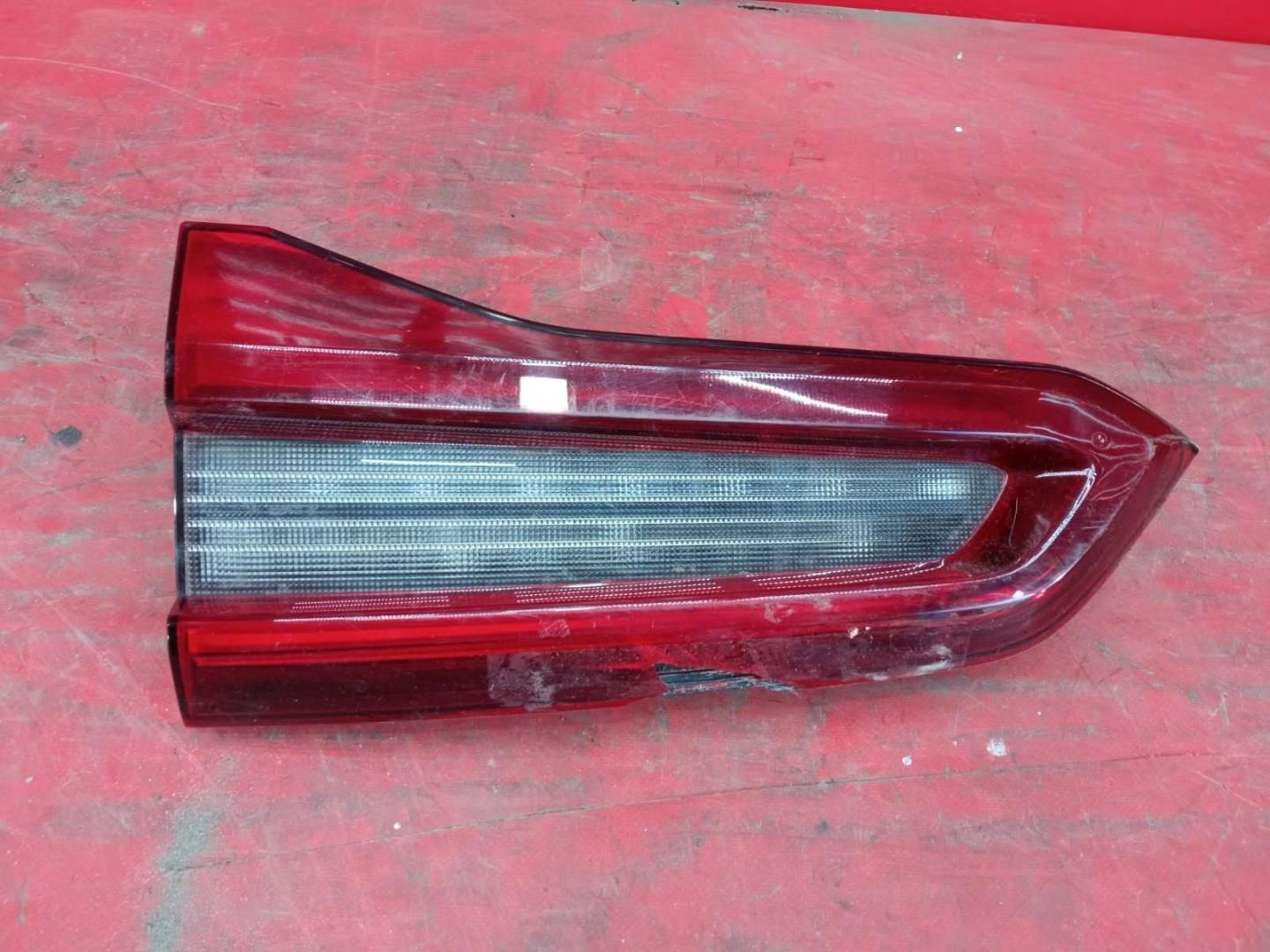 Фонарь задний