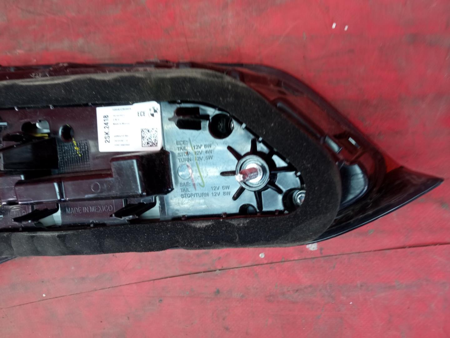 Фонарь задний