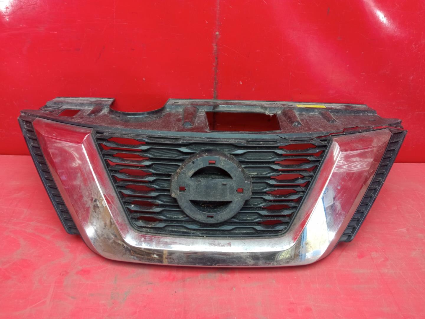 Решетка радиатора