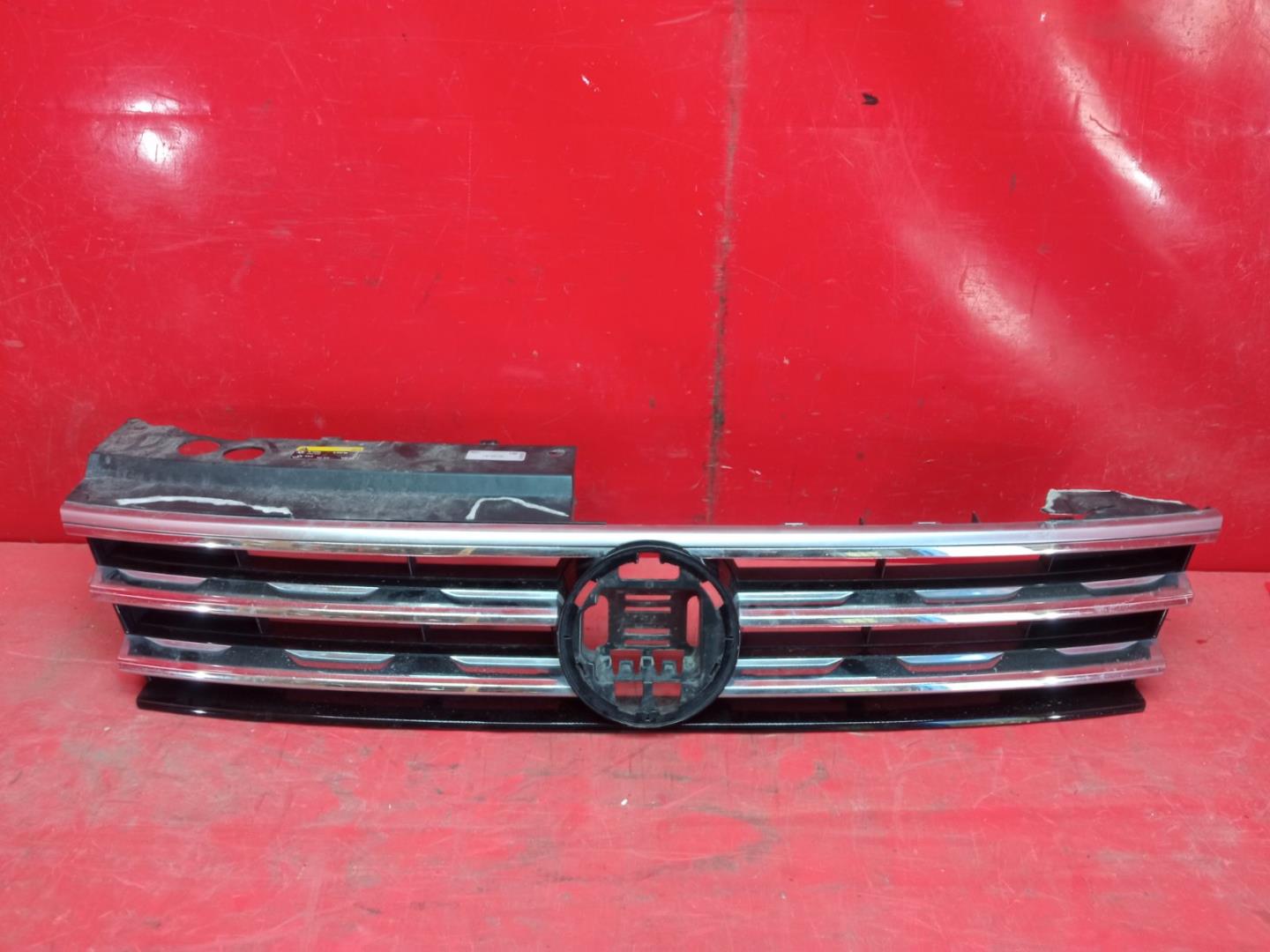 Решетка радиатора