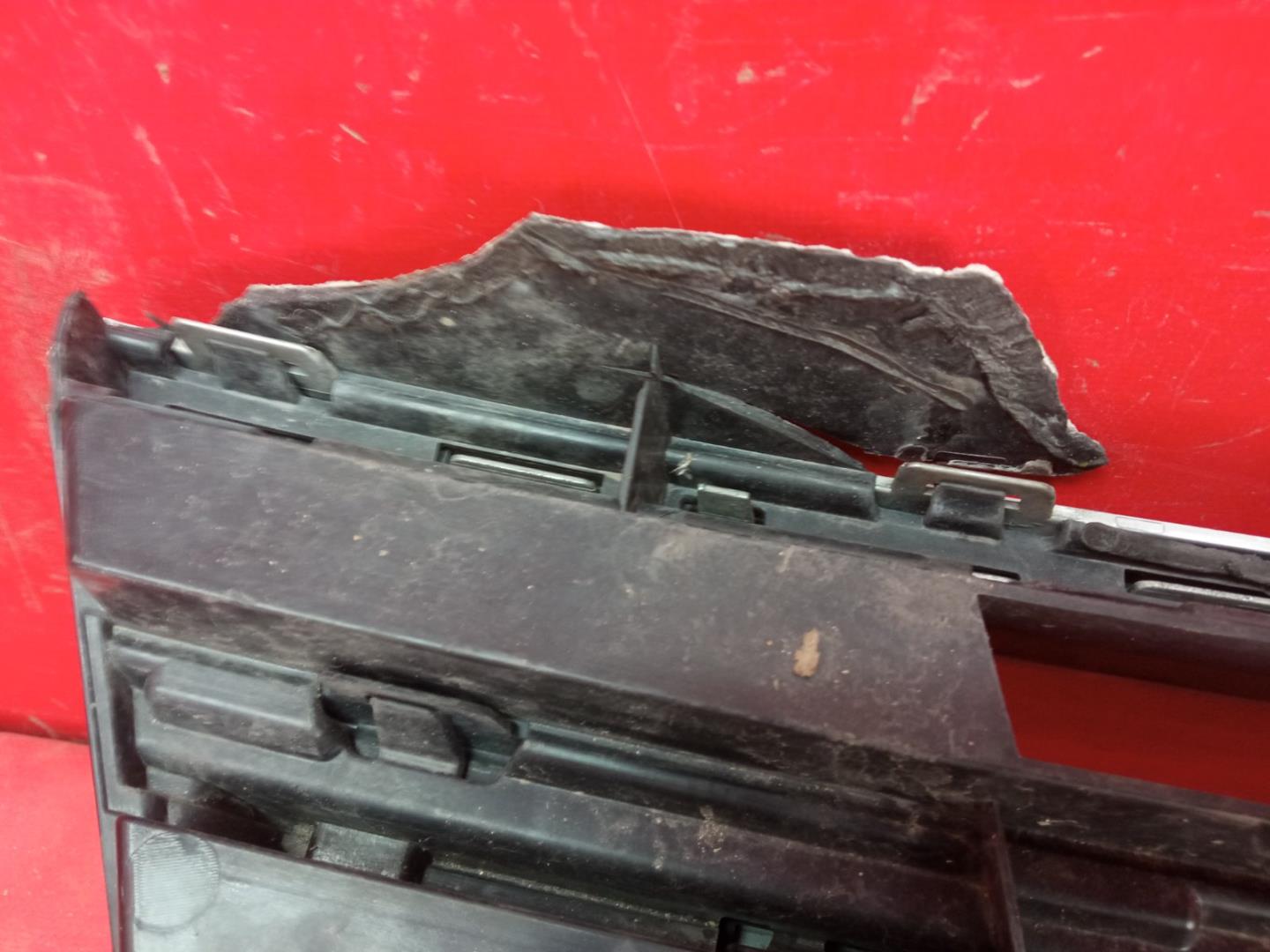 Решетка радиатора