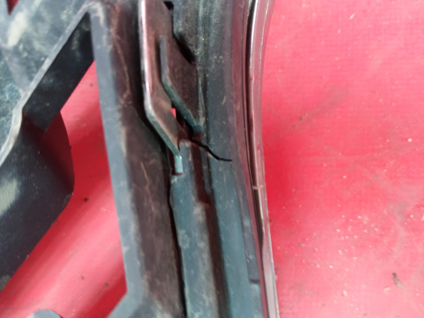 Решетка радиатора