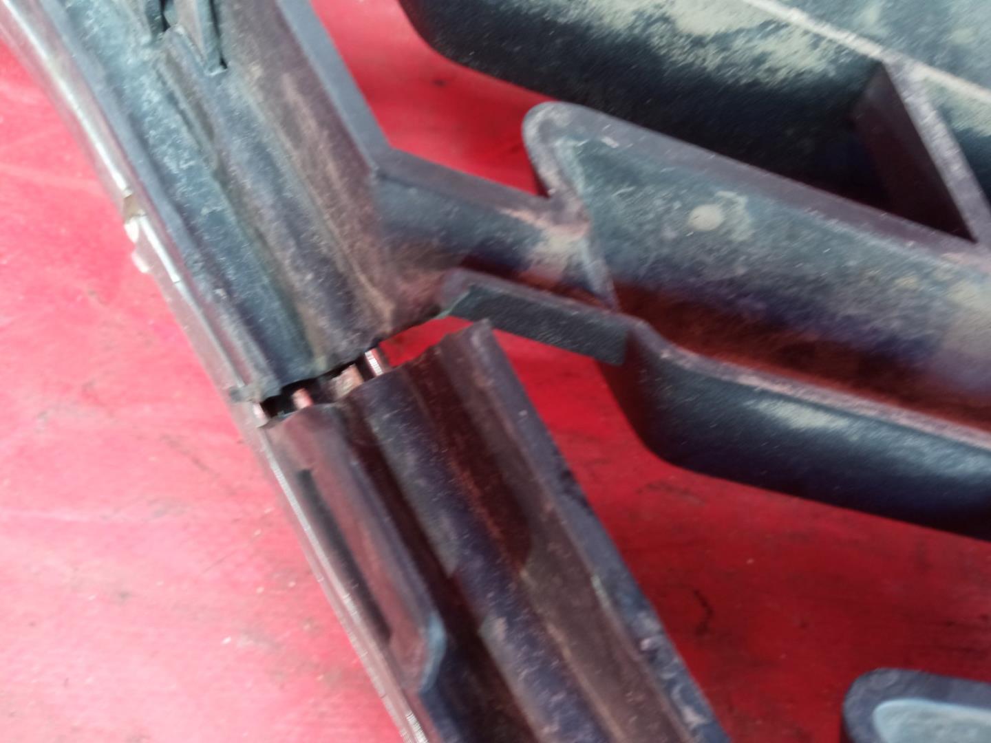 Решетка радиатора