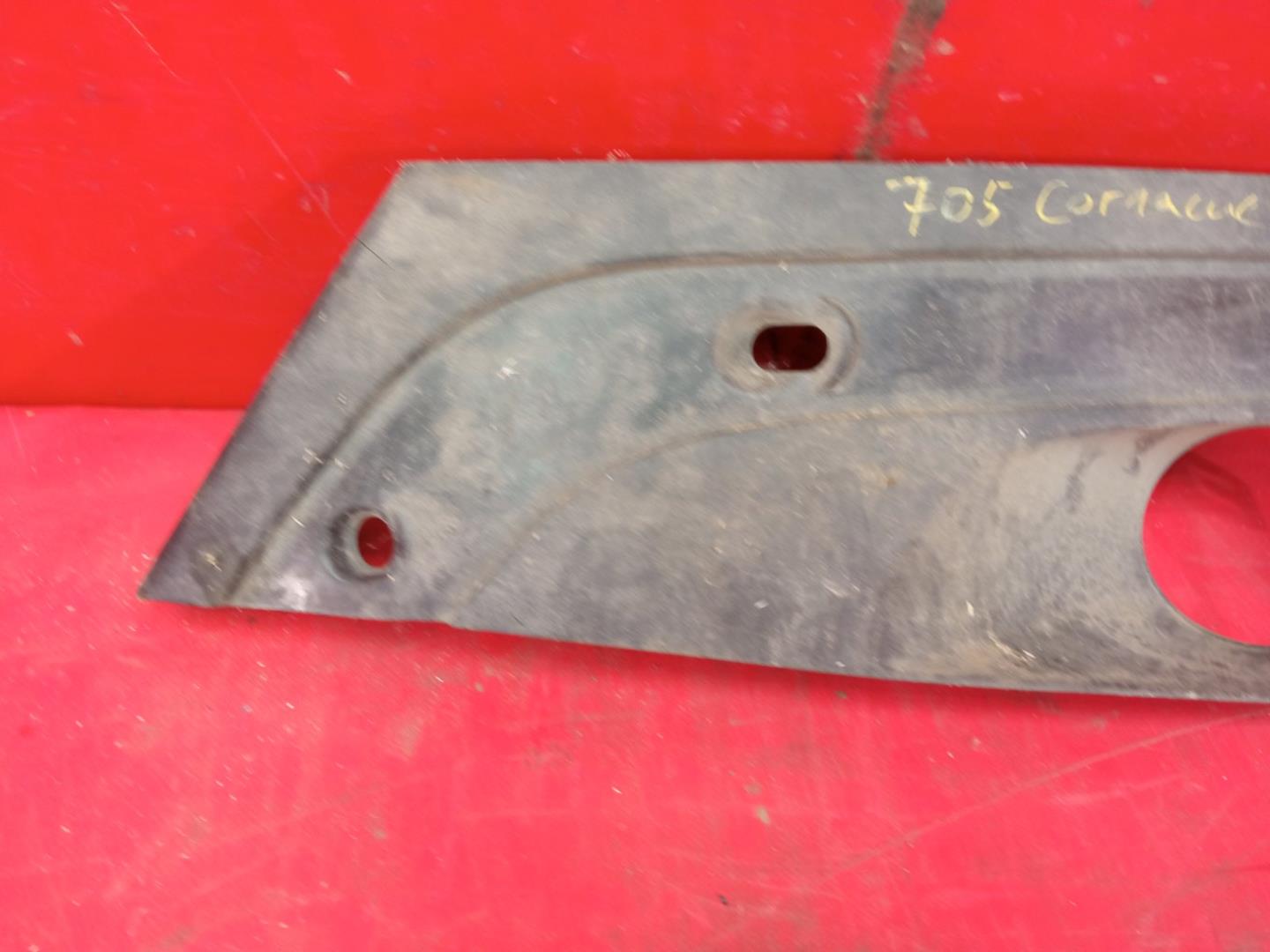 Накладка (кузов наружные)