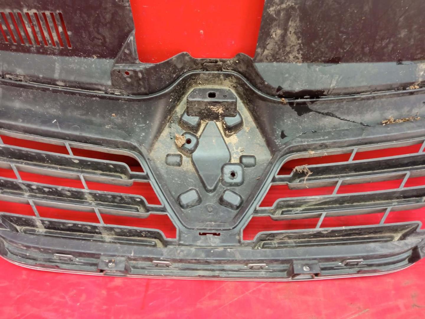 Решетка радиатора