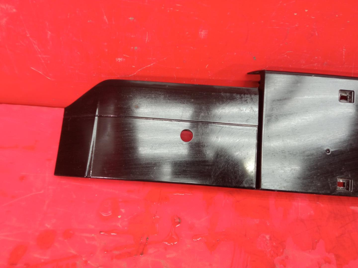 Накладка переднего бампера под номер