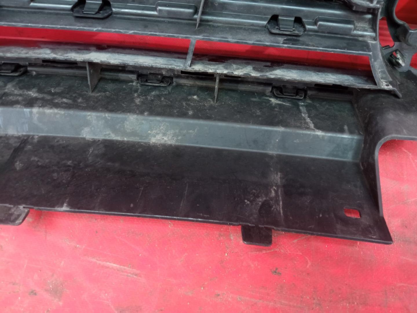 Решетка радиатора