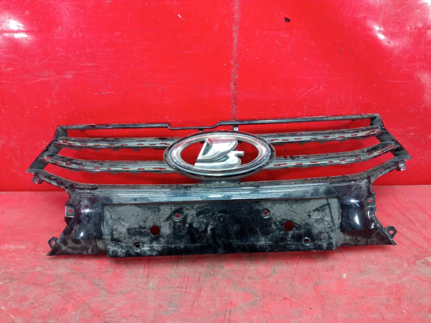 Решетка радиатора