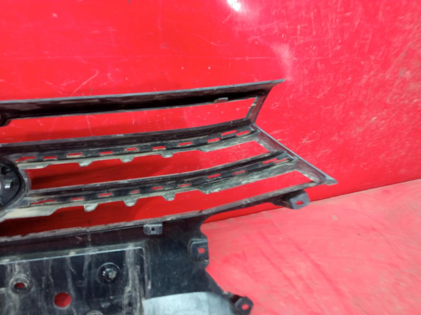 Решетка радиатора