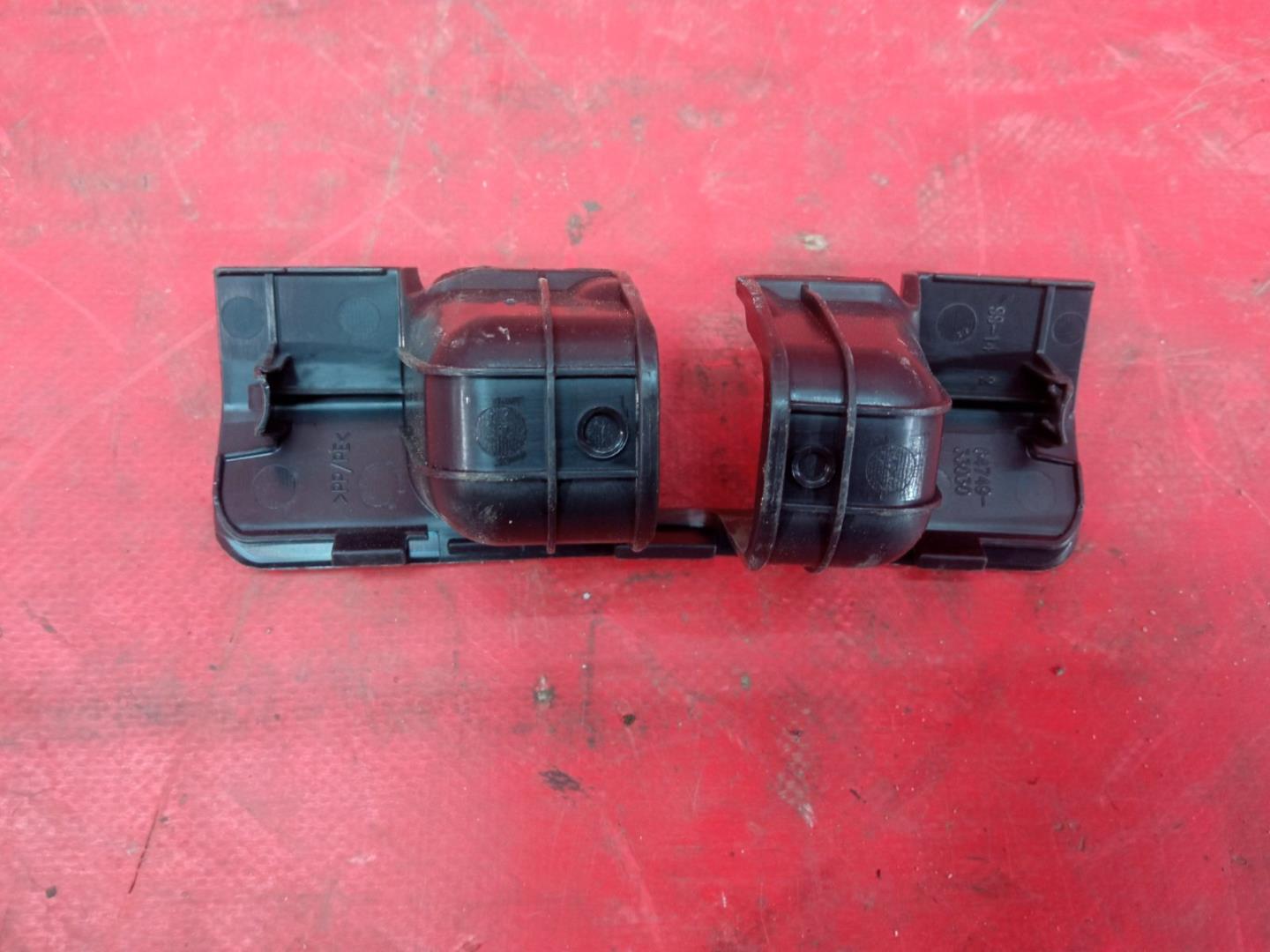 Кожух замка багажника