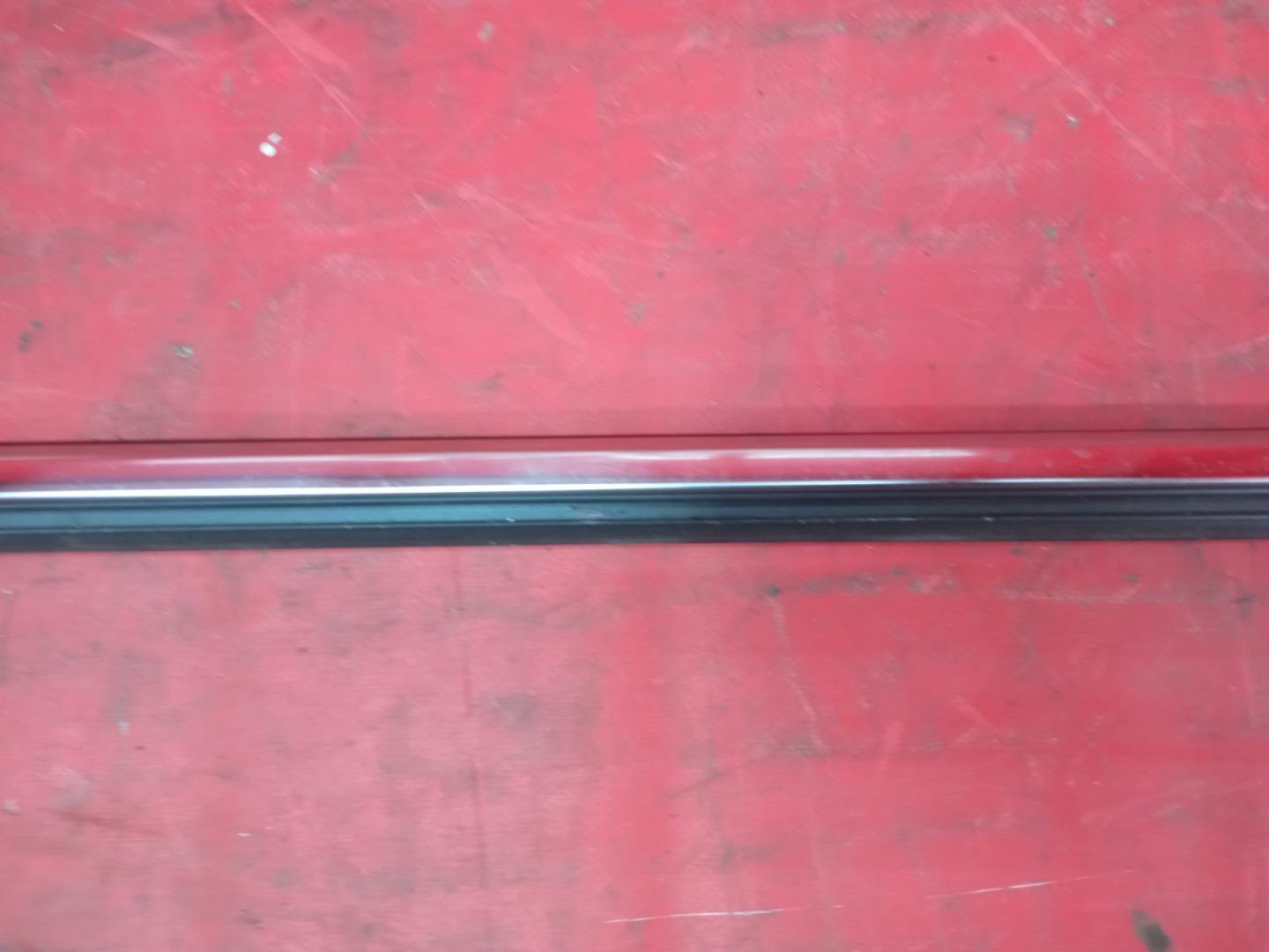 Молдинг двери