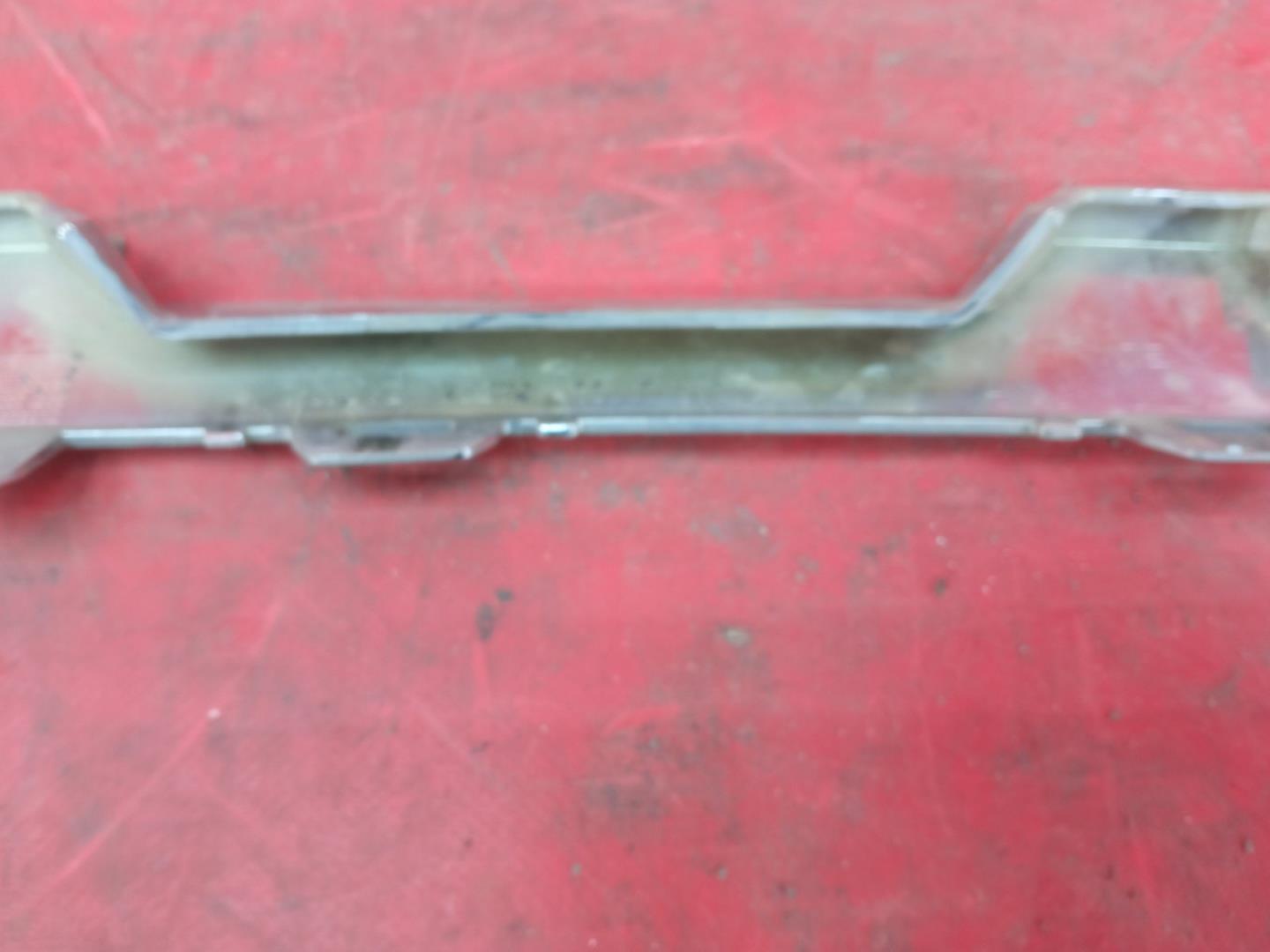 Накладка (кузов наружные)