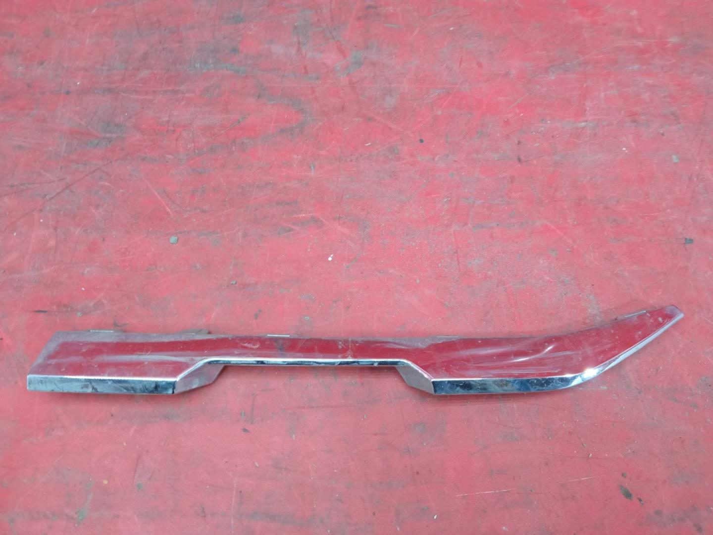 Накладка (кузов наружные)