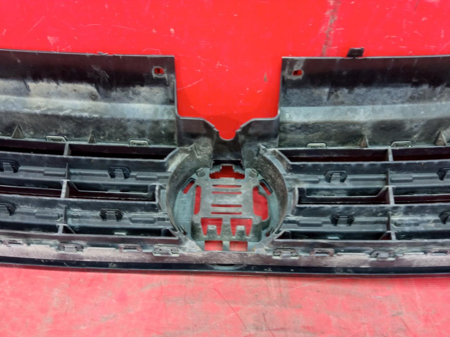 Решетка радиатора