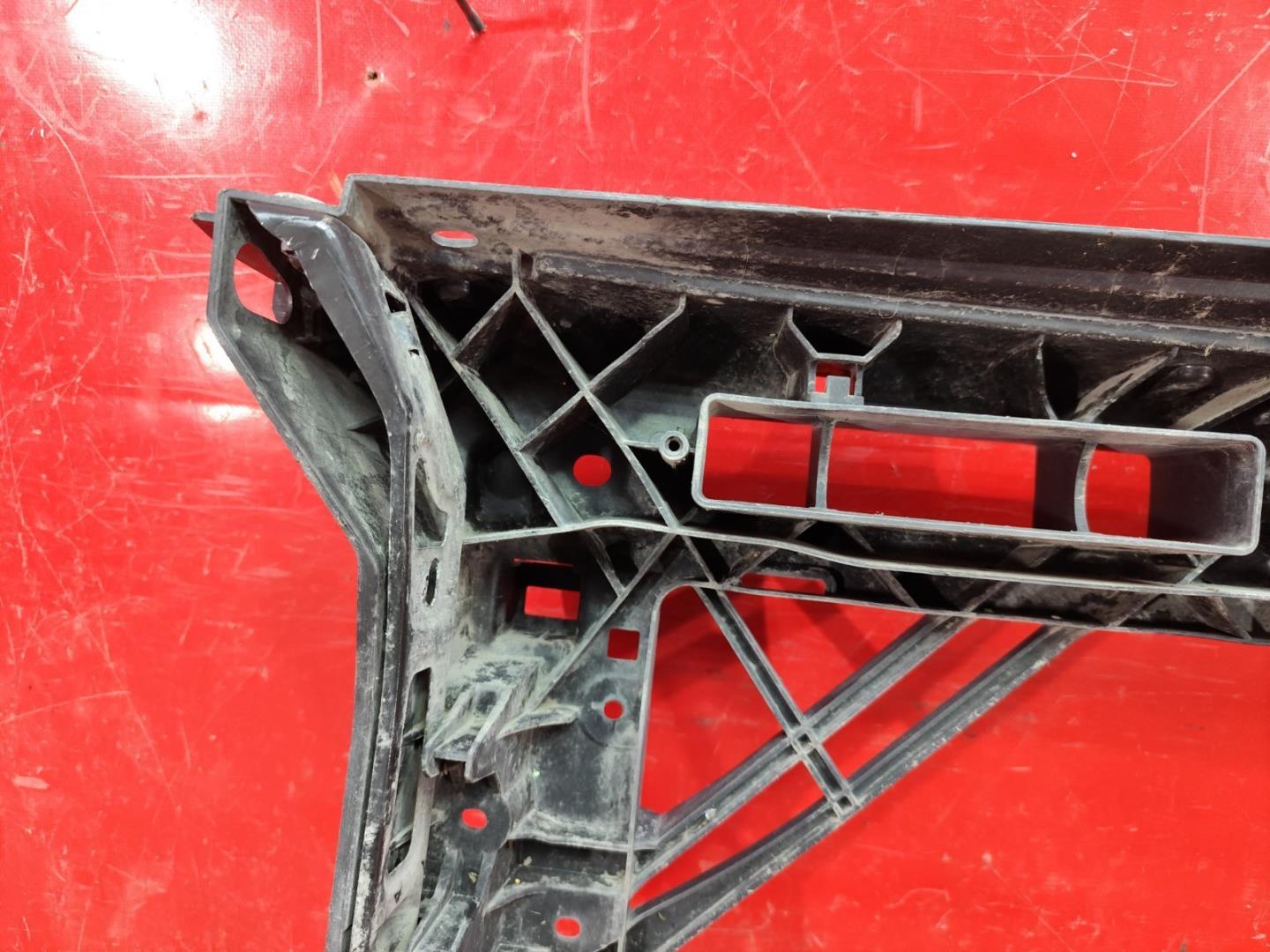 Панель передняя (телевизор)