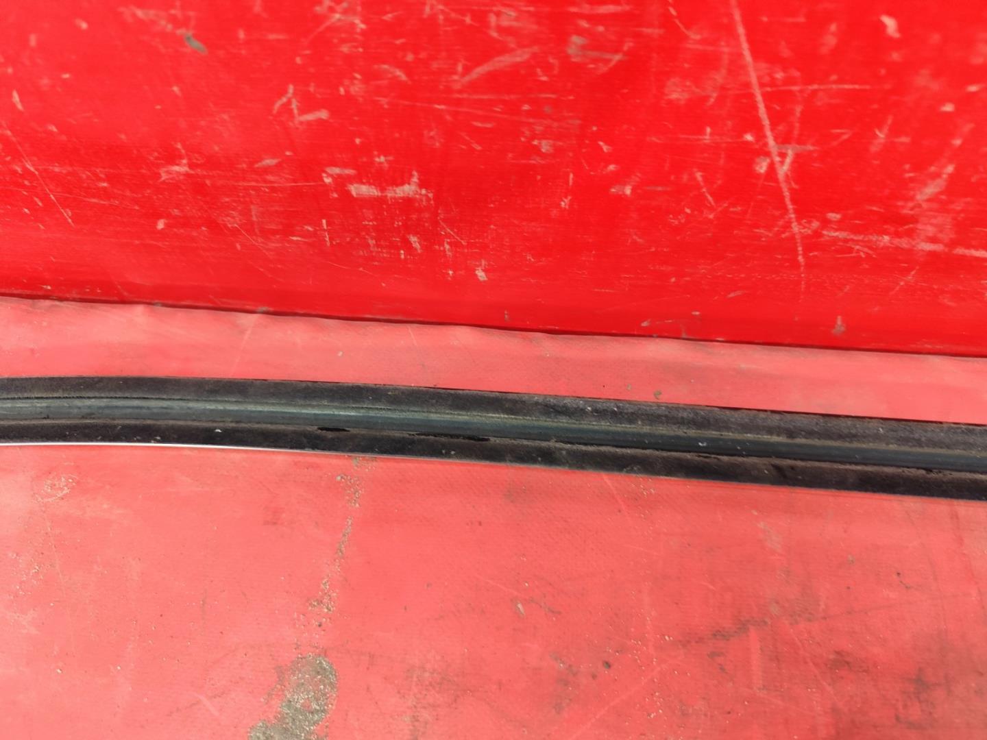 Молдинг двери