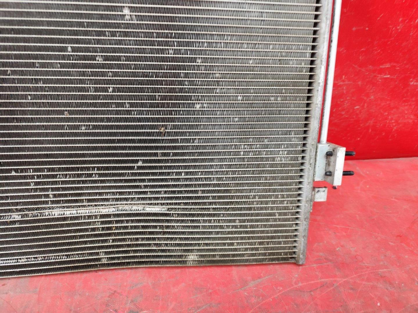 Радиатор кондиционера / конденсер
