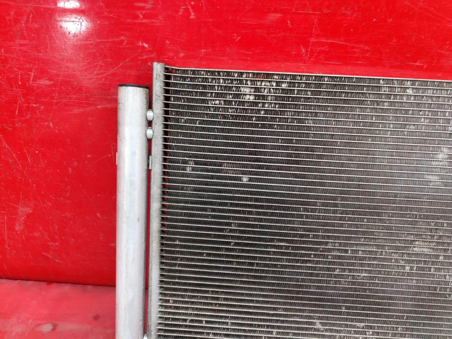 Радиатор кондиционера / конденсер