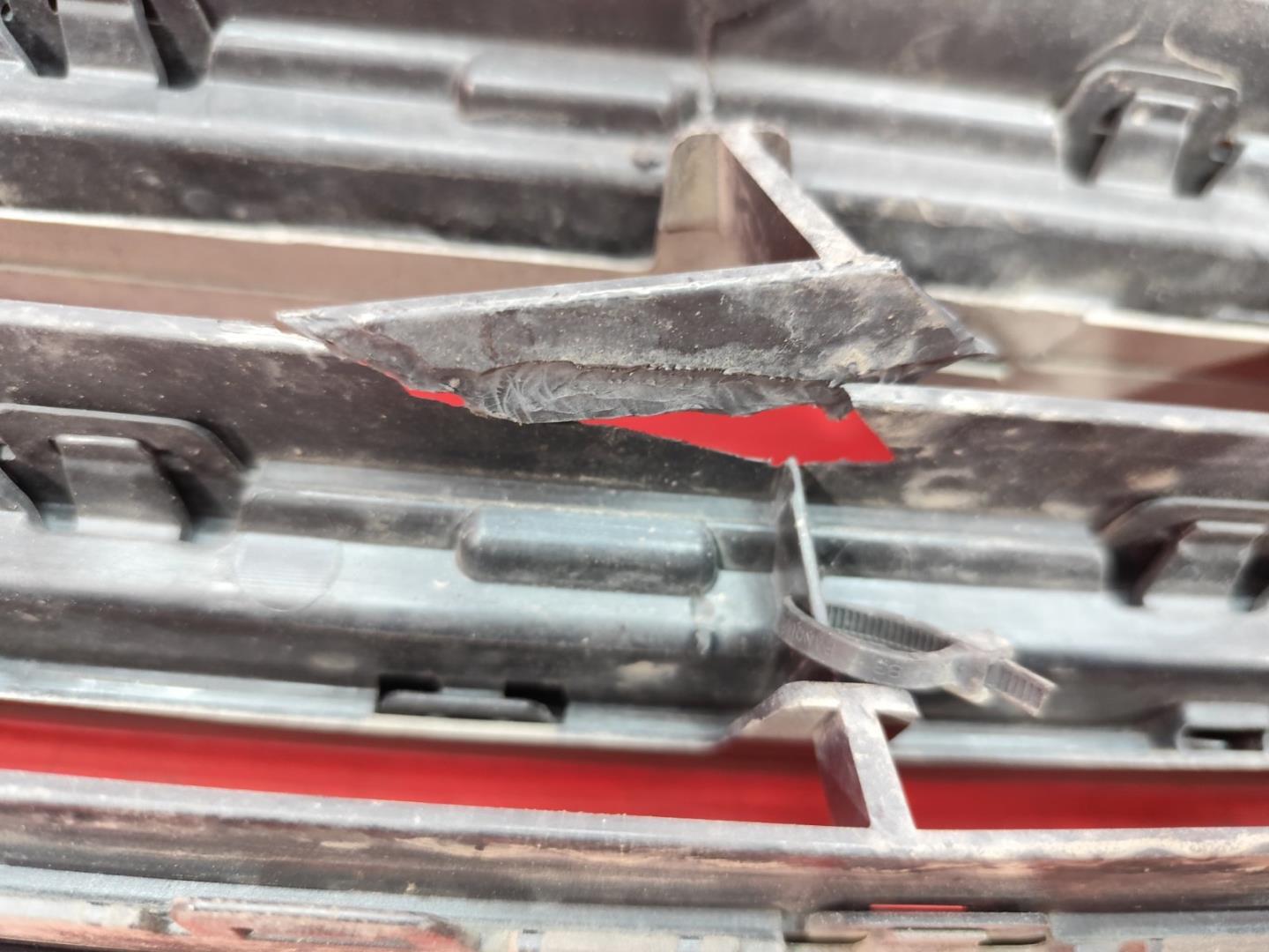 Решетка радиатора