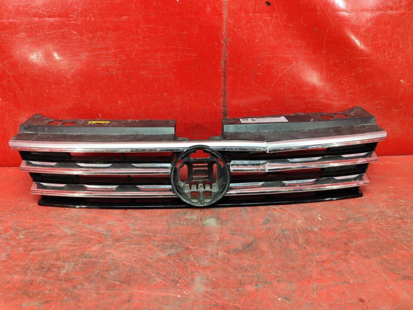 Решетка радиатора