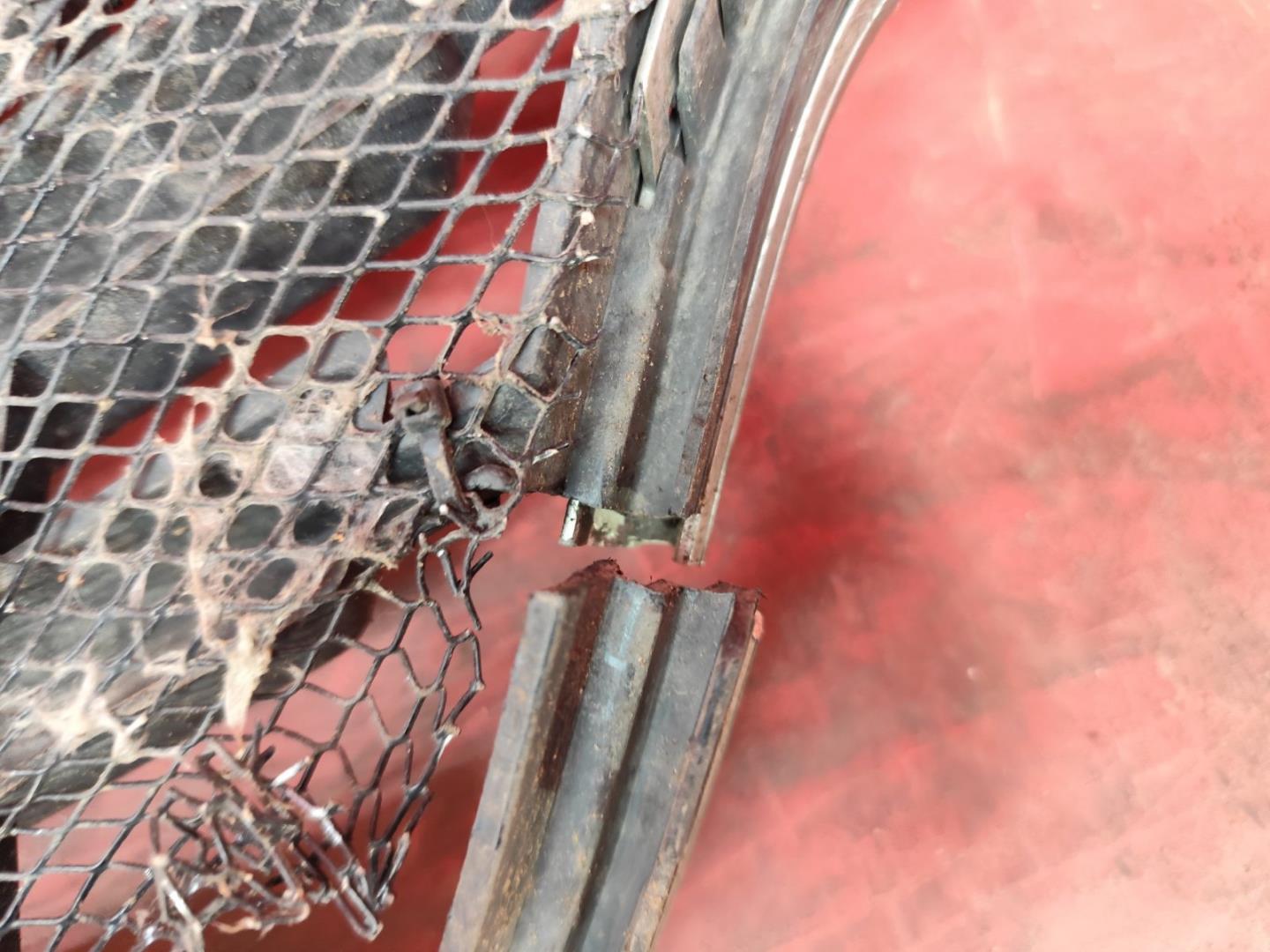 Решетка радиатора