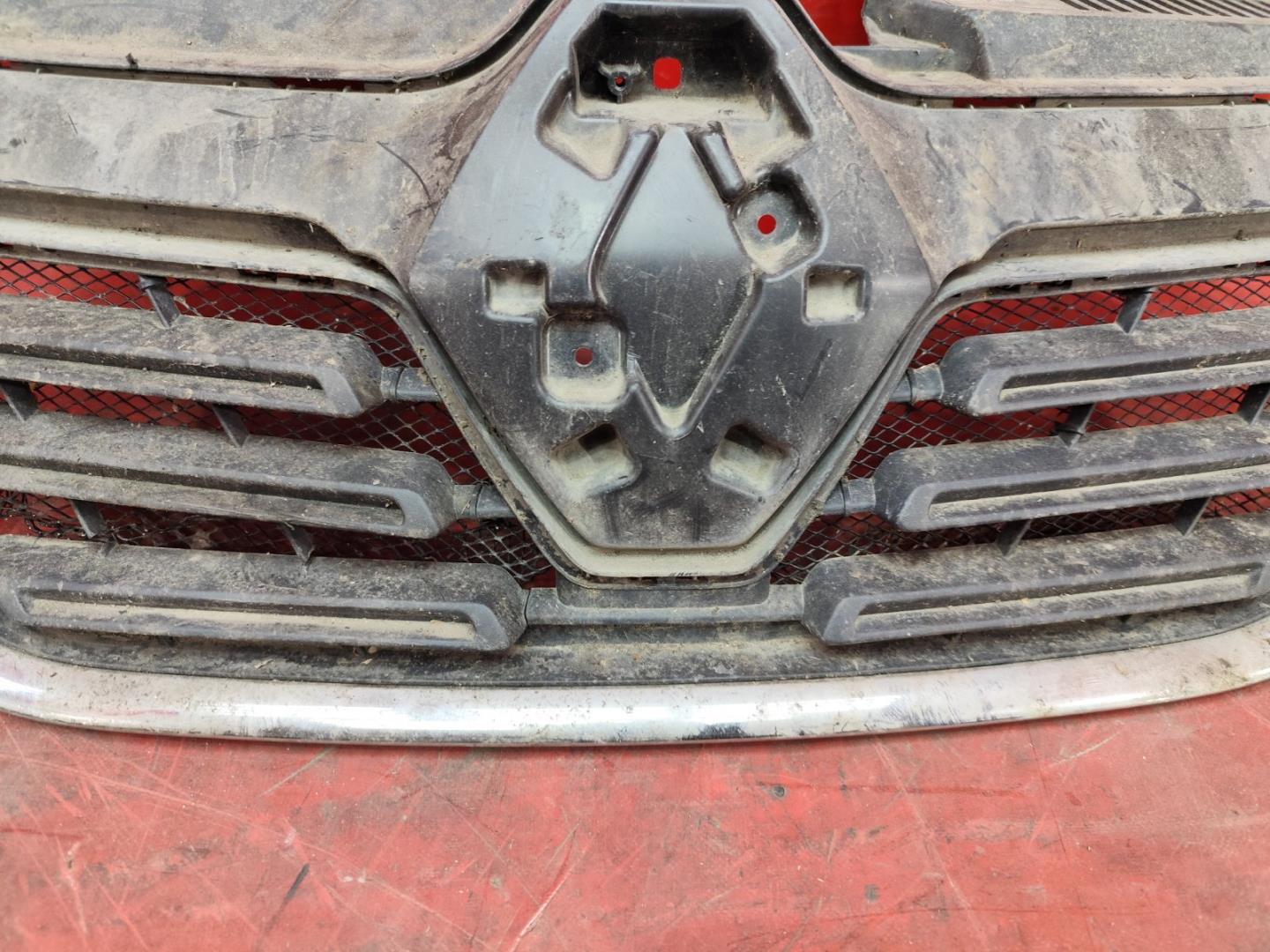 Решетка радиатора