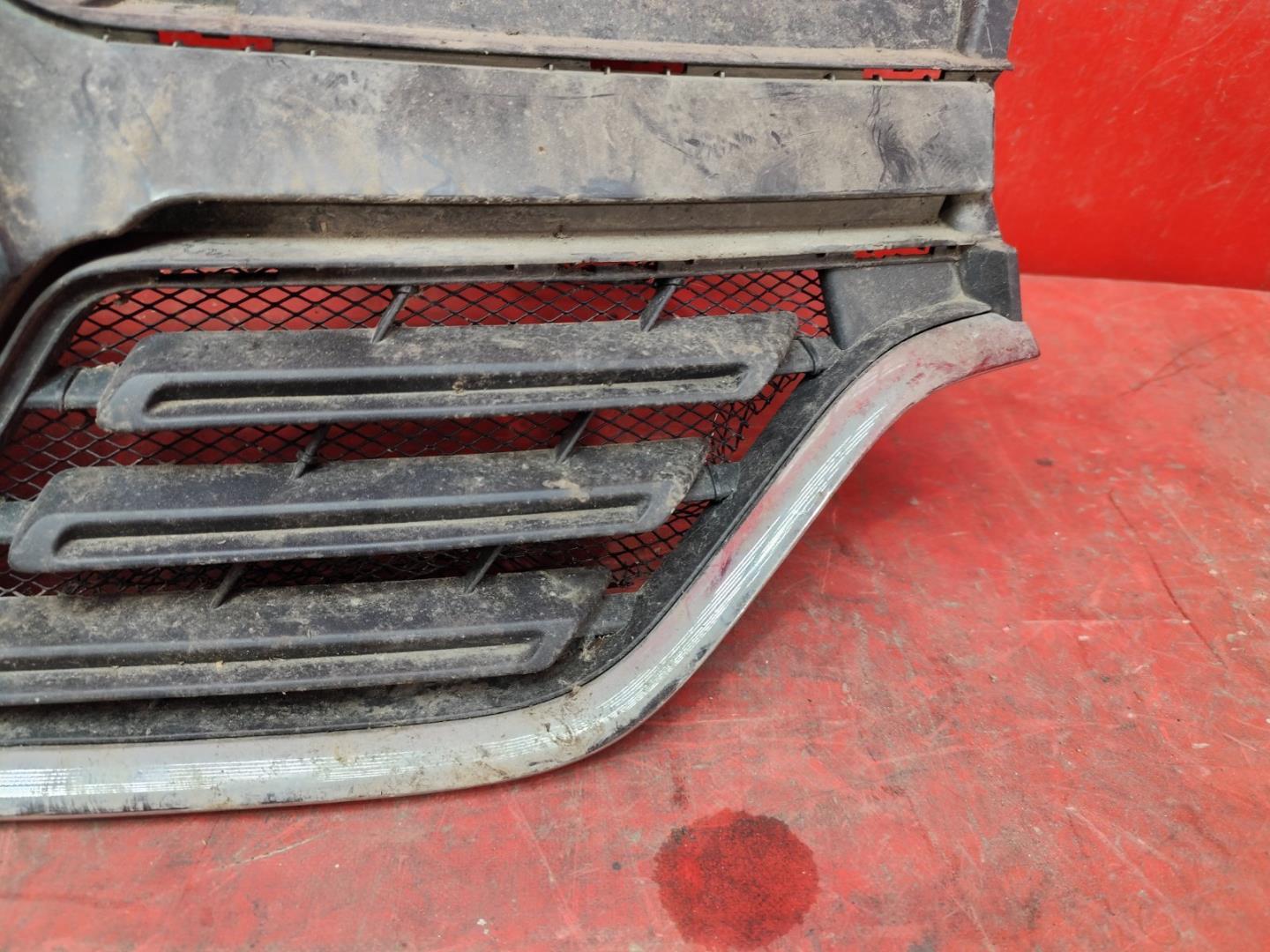 Решетка радиатора