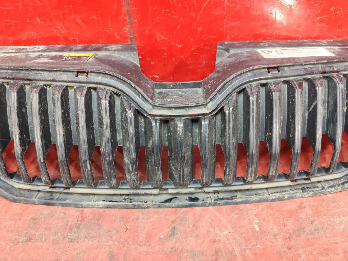 Решетка радиатора