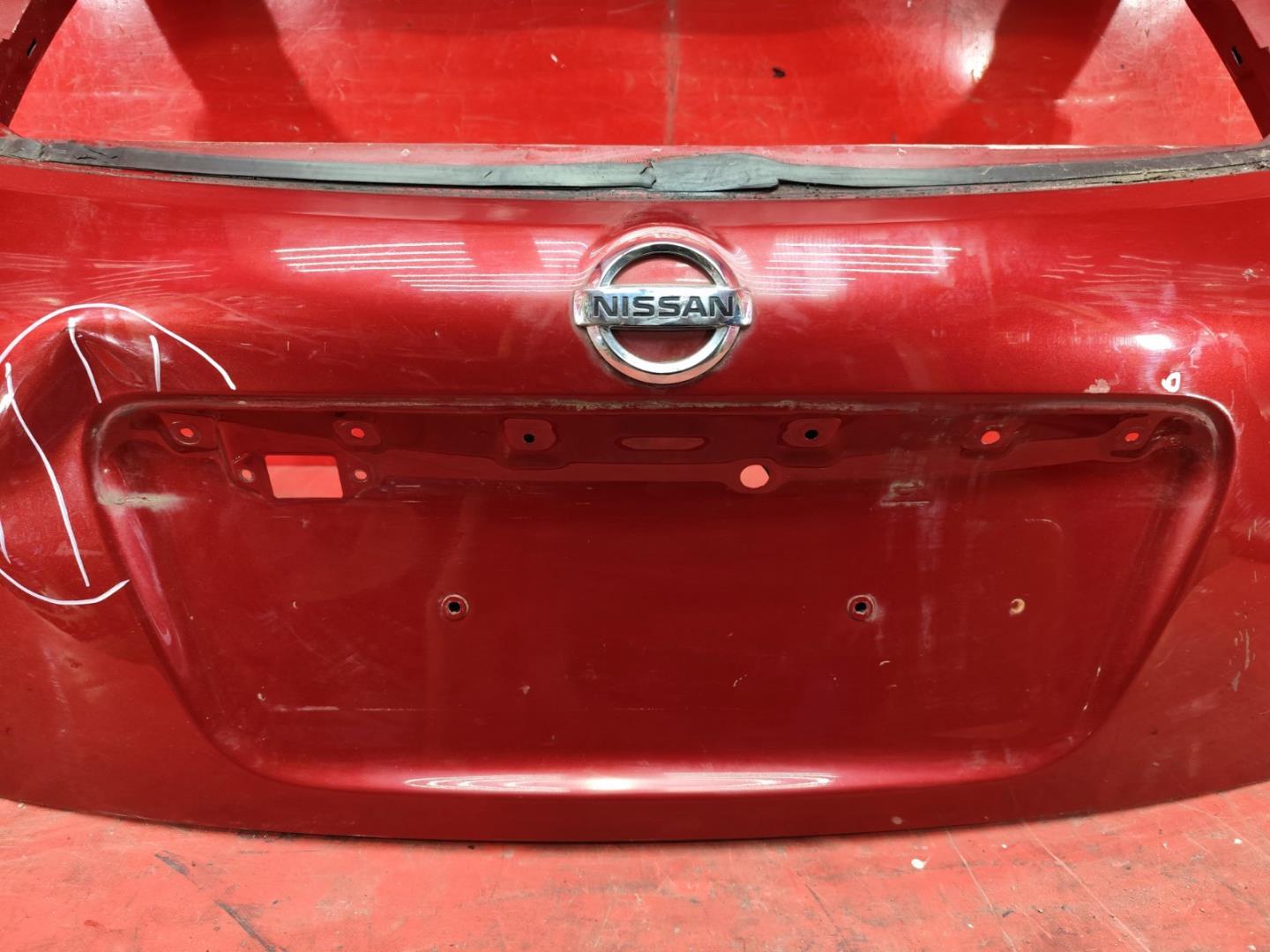 Крышка багажника