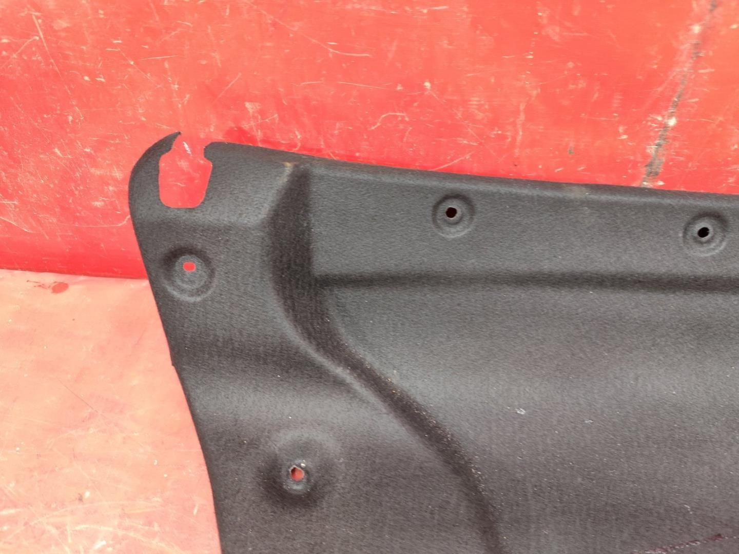 Обшивка багажника