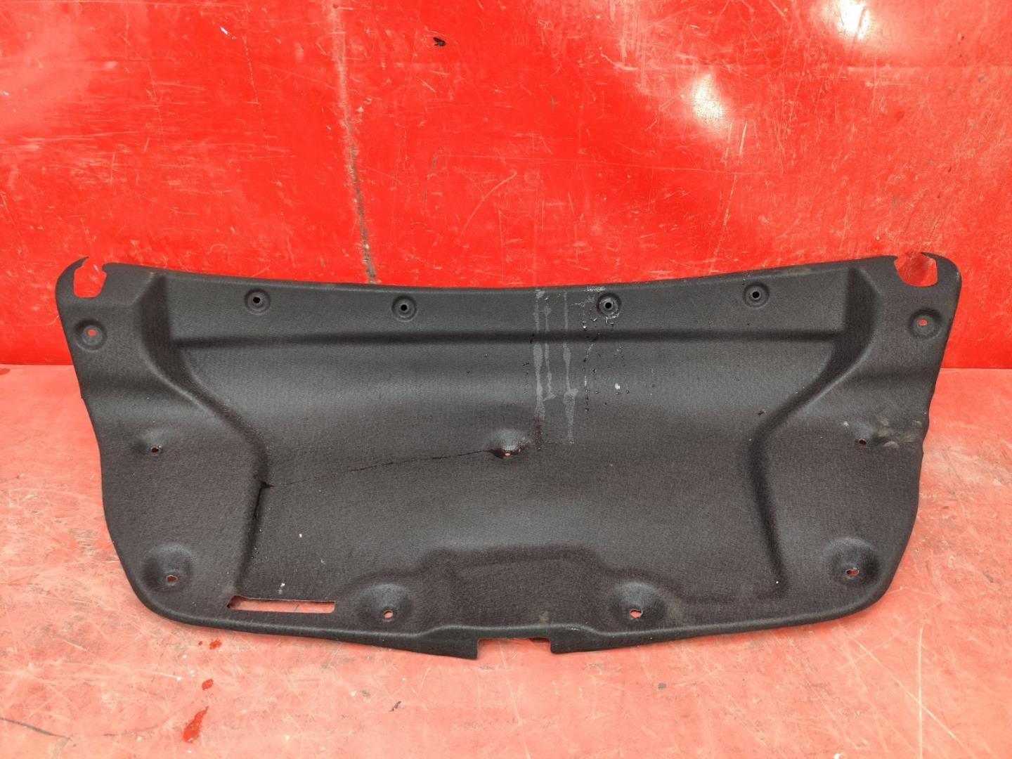 Обшивка багажника