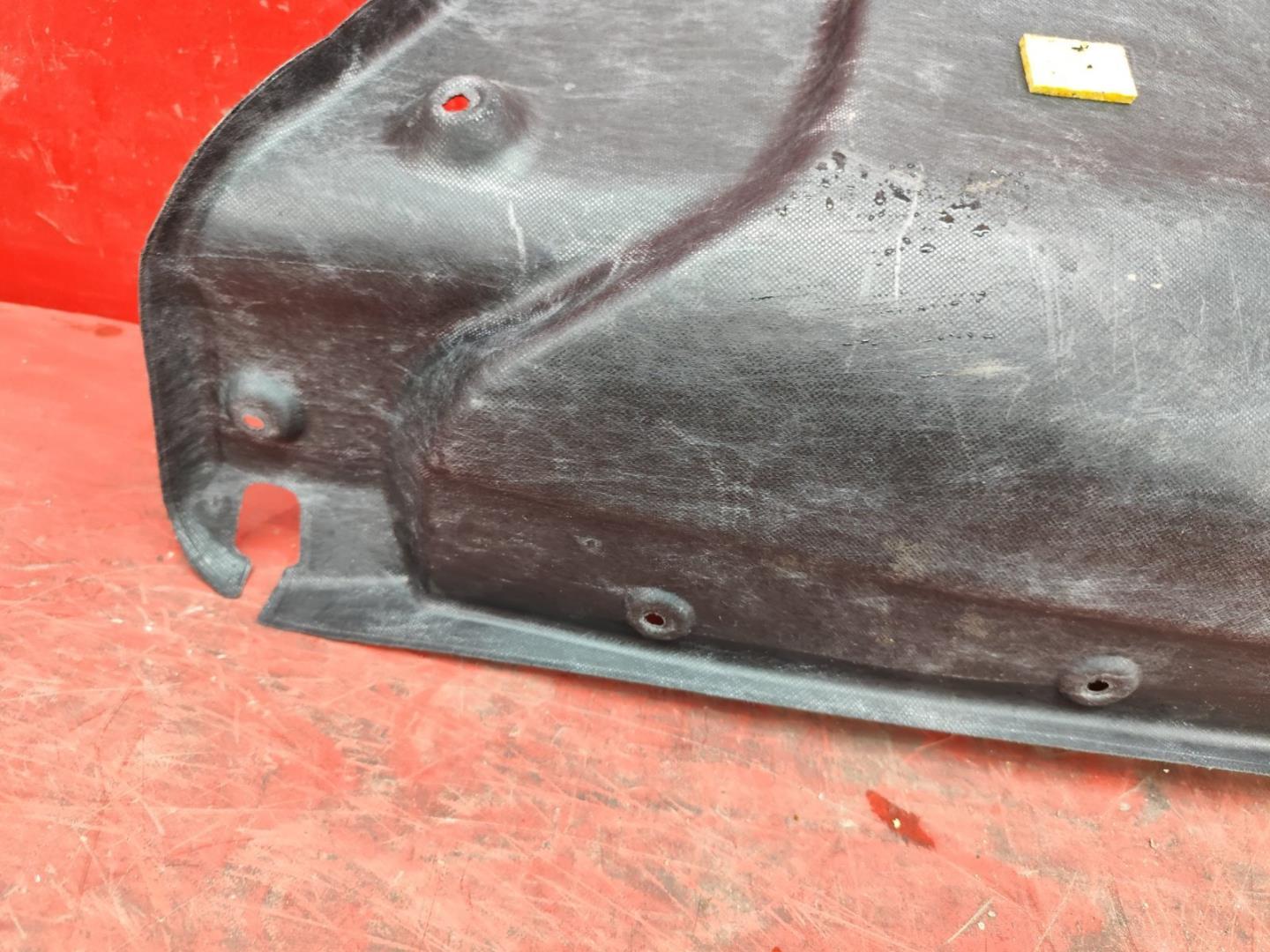 Обшивка багажника