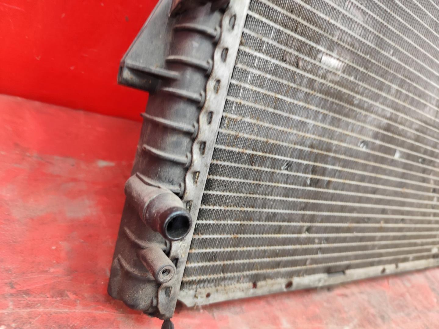 Радиатор охлаждения двигателя основной
