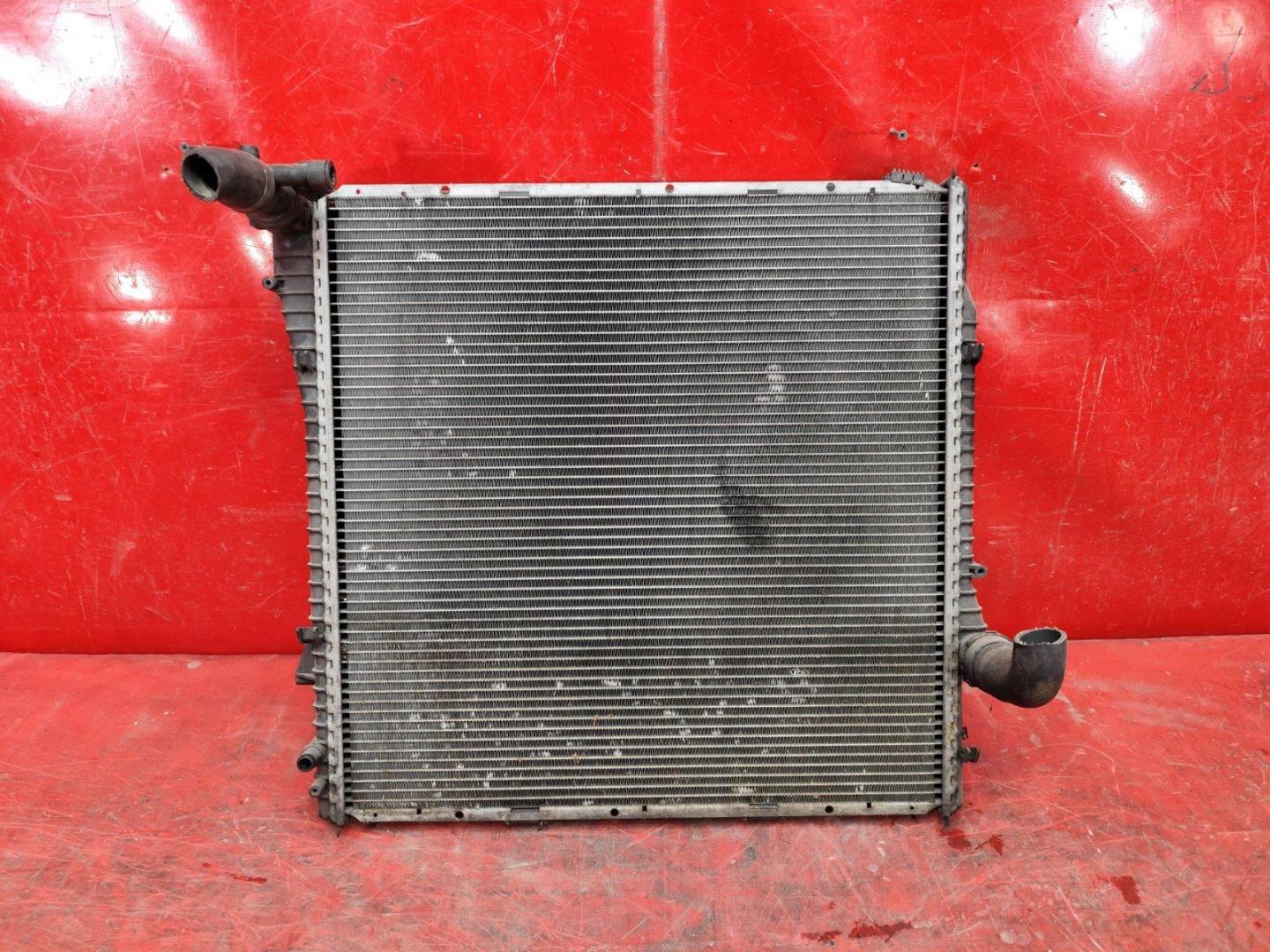 Радиатор охлаждения двигателя основной