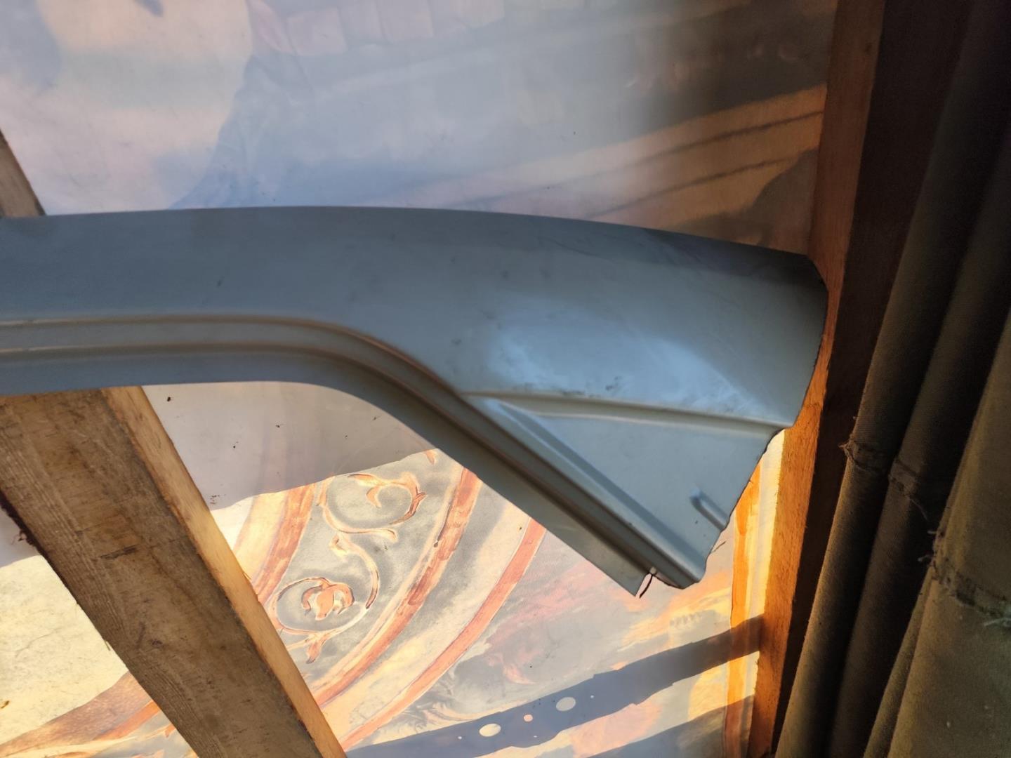 Кузовной элемент