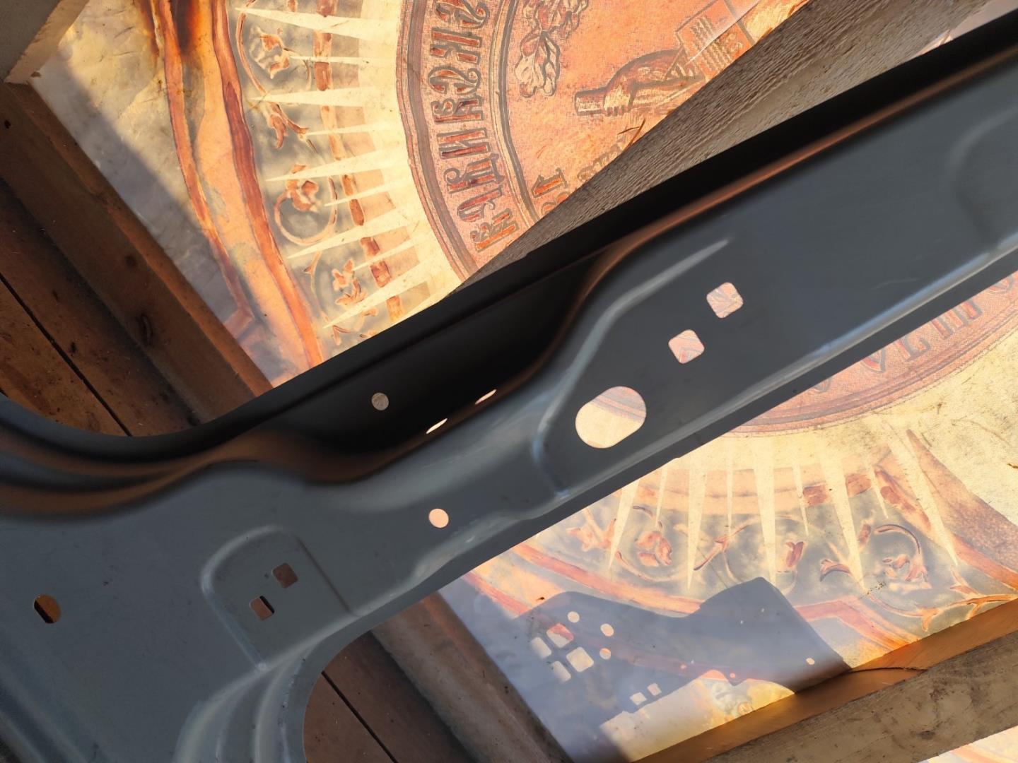 Кузовной элемент