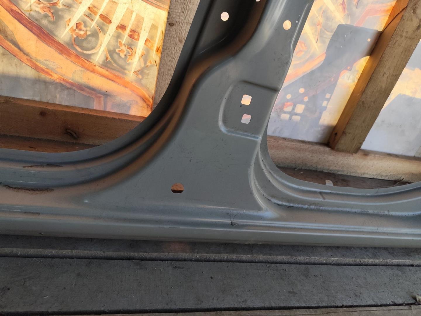 Кузовной элемент