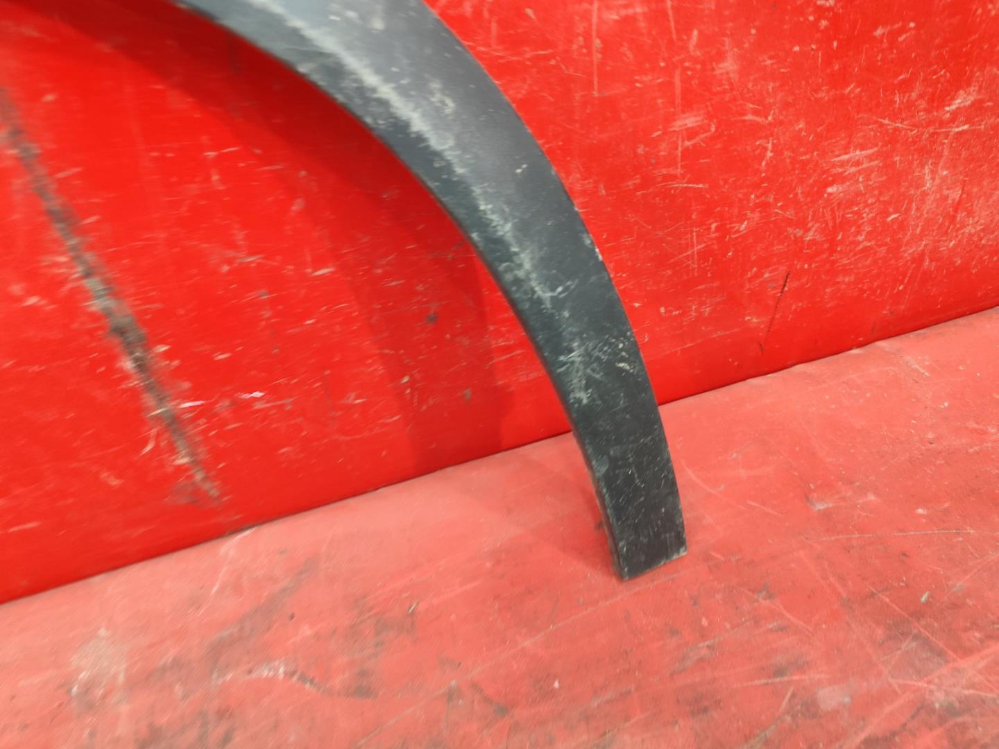 Накладка на крыло