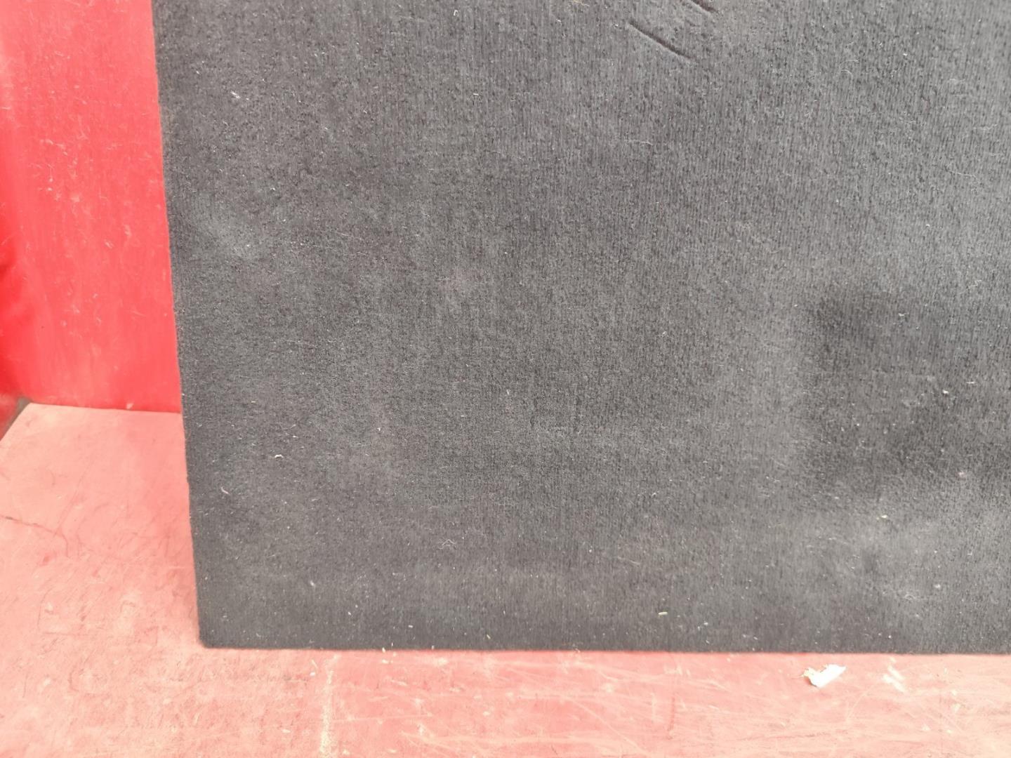 Пол багажника