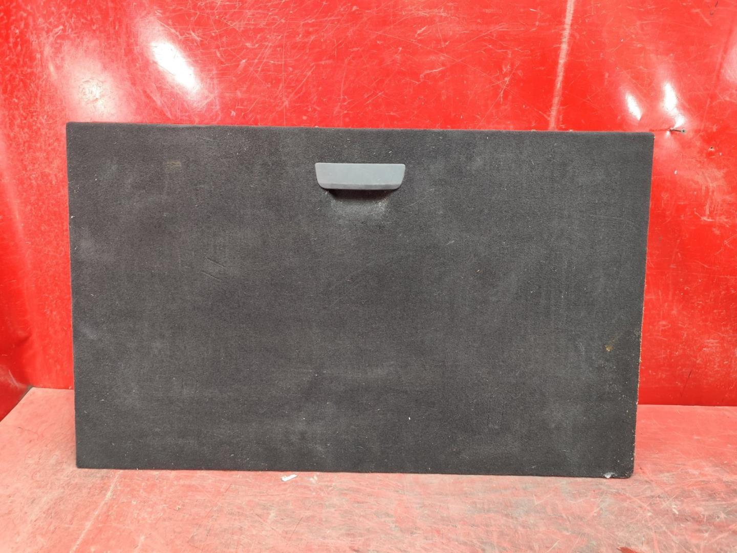 Пол багажника