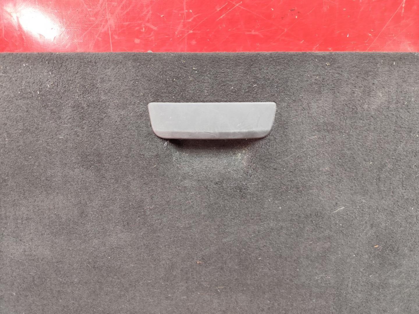 Пол багажника