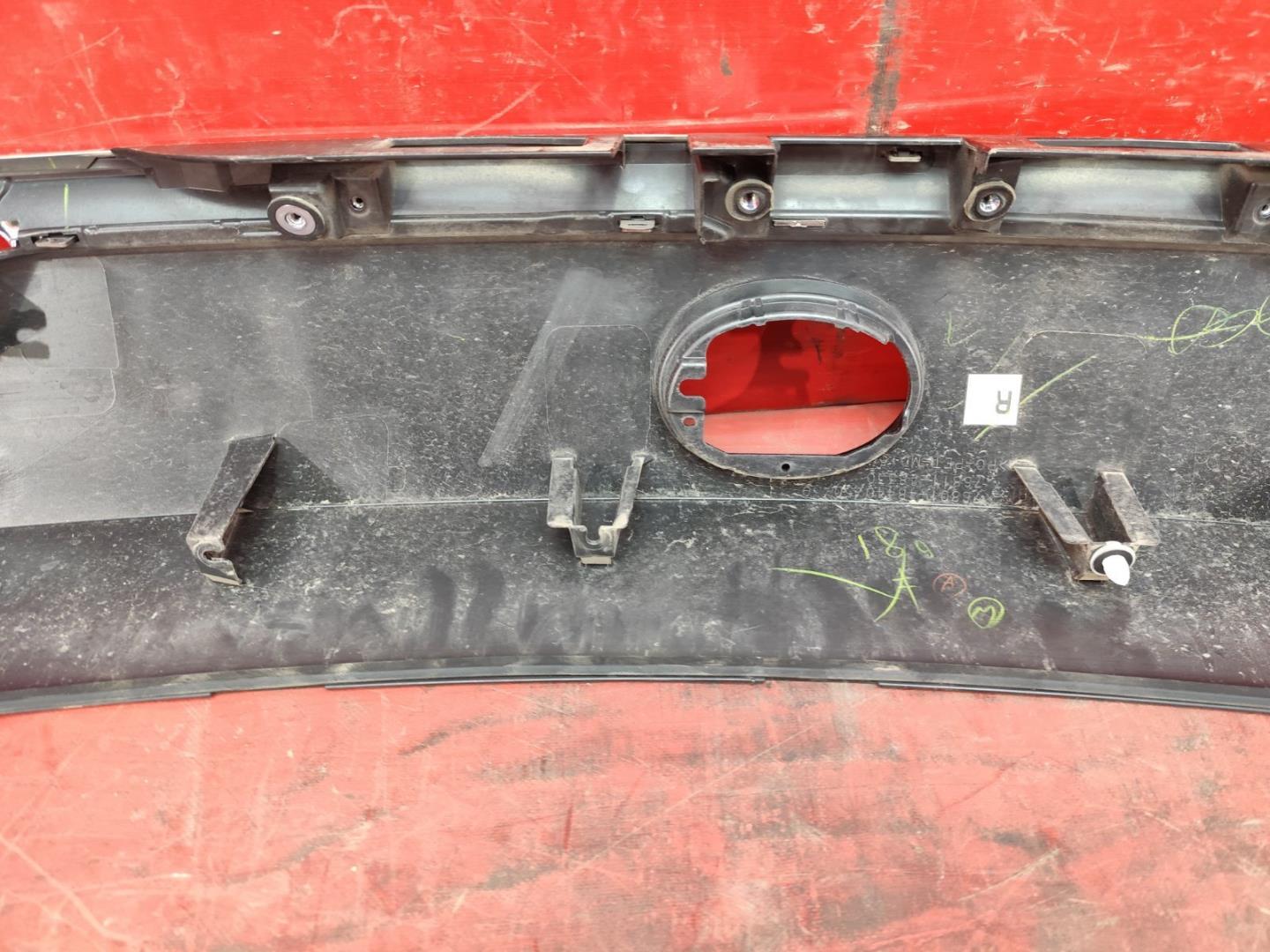 Накладка крышки багажника