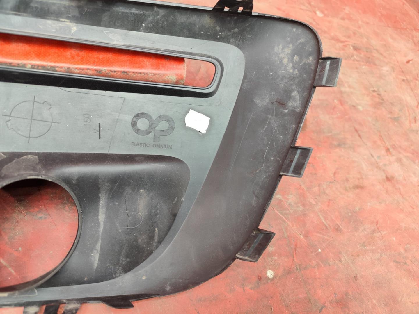 Накладка (кузов наружные)