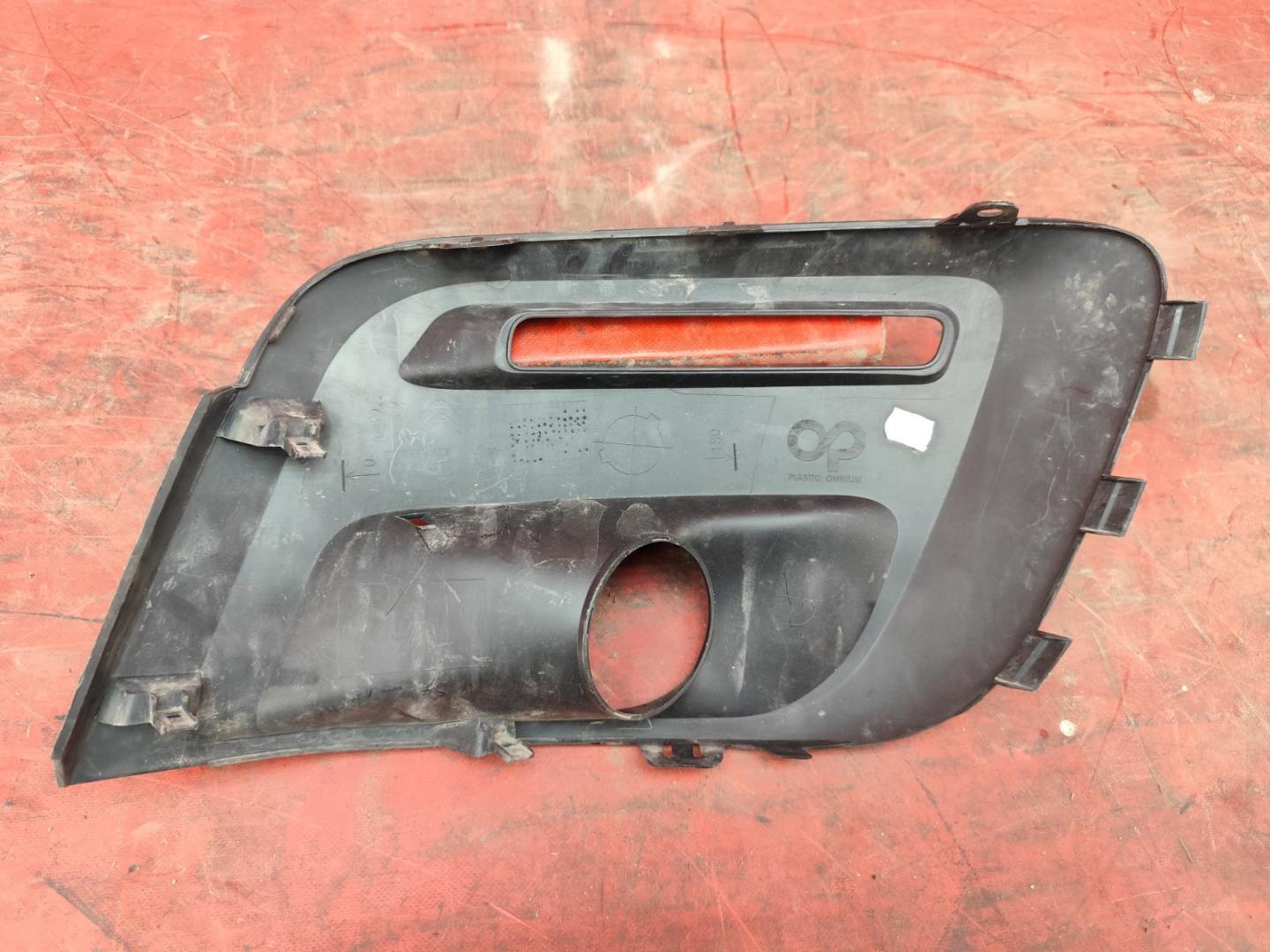 Накладка (кузов наружные)