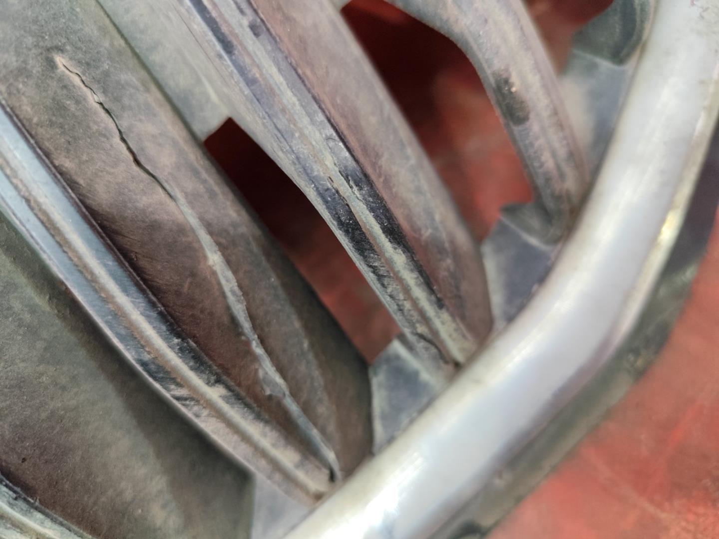 Решетка радиатора