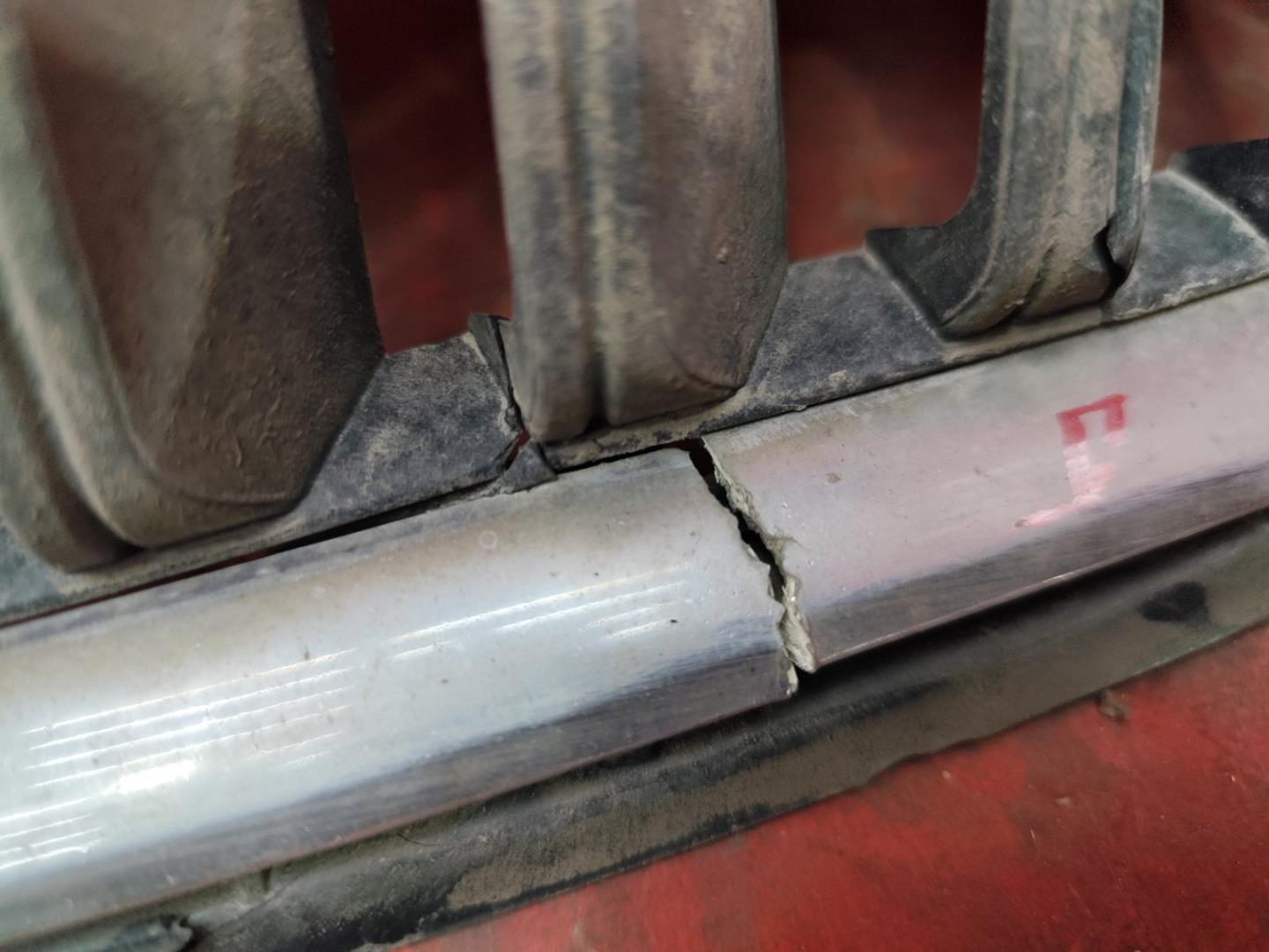 Решетка радиатора