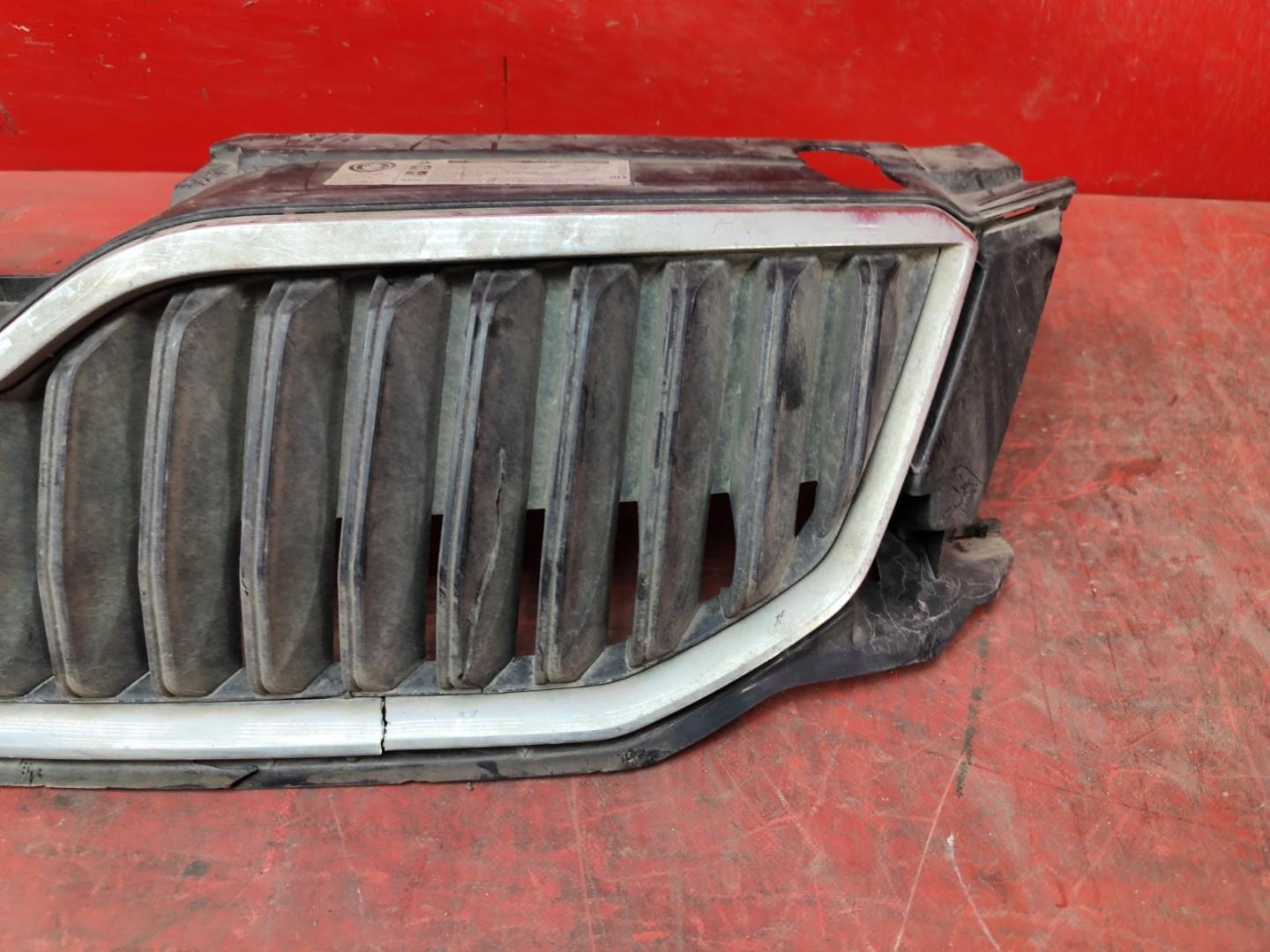 Решетка радиатора