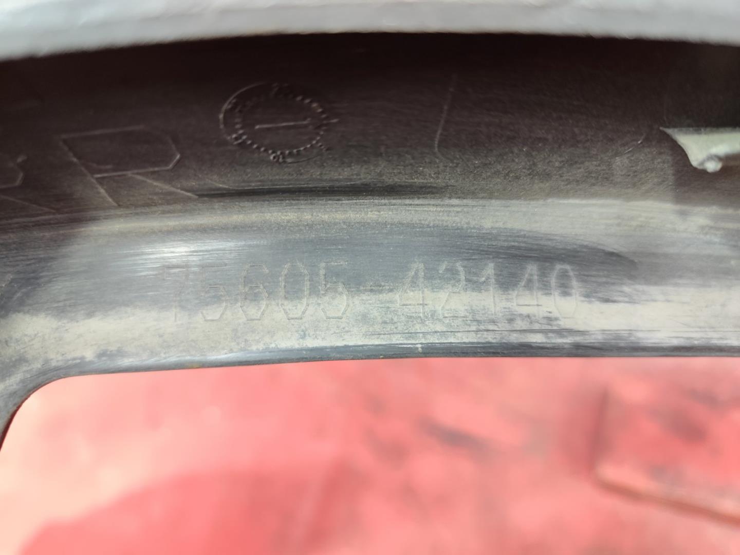 Накладка на крыло